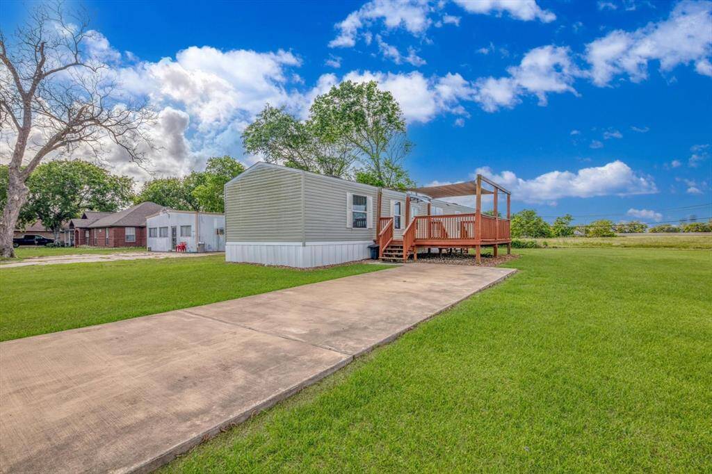Extended driveway for extra parking