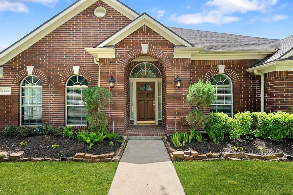 Hurry up and make your appointment for a showing today!