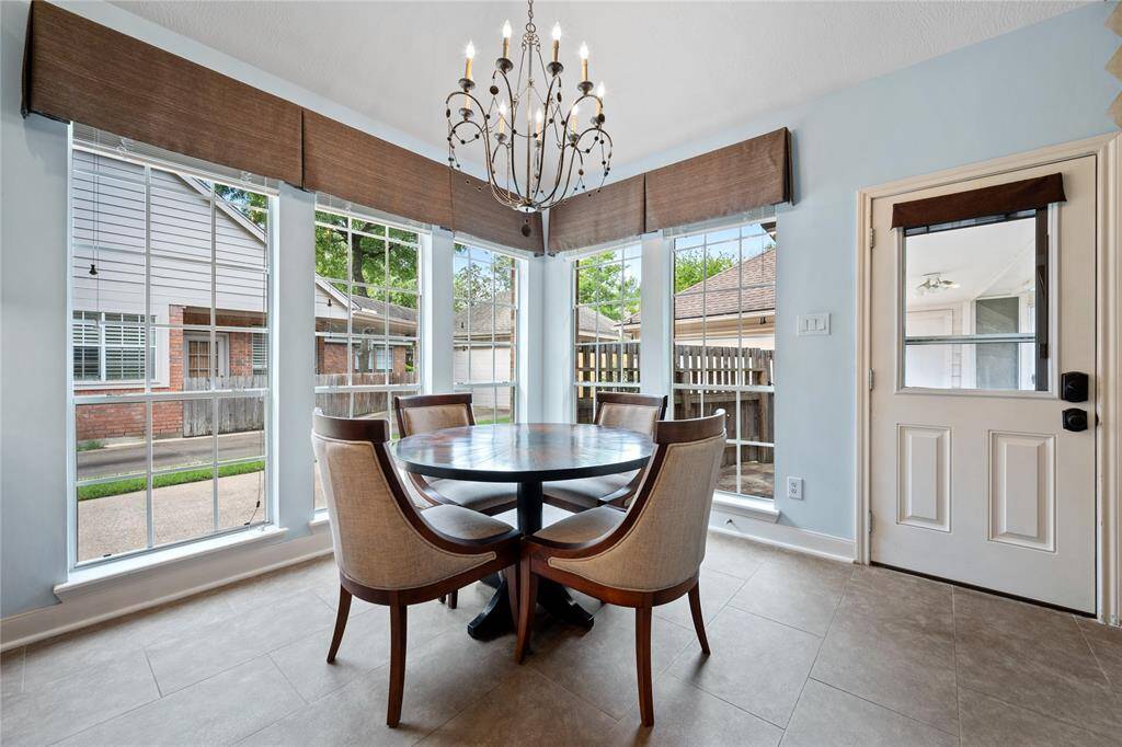 Breakfast area with gorgeous chandelier
