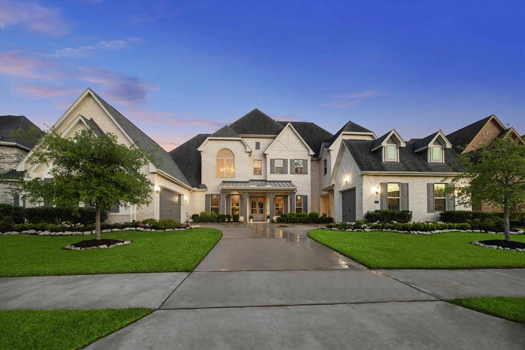 ?You are invited to tour this stunning 5-bedroom, 4.5-bath home with elegant interior features and a show-stopping outdoor retreat. Inside, enjoy soaring ceilings, wood-look tile, a chef-inspired kitchen, and a luxurious first-floor primary suite. Outside, relax in your private oasis with a heated and chilled pool, spa, and summer kitchen—set against a peaceful wooded backdrop with no back neighbors. With refined style and resort-style amenities, this is the place you’ll want to call home.