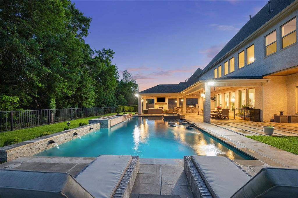 Dive right in, the water’s always perfect with a built-in chiller and heater ensuring year-round comfort. Whether you're cooling off on a summer day or enjoying a warm evening soak, this pool is always ready for relaxation, fun, and a little everyday luxury.