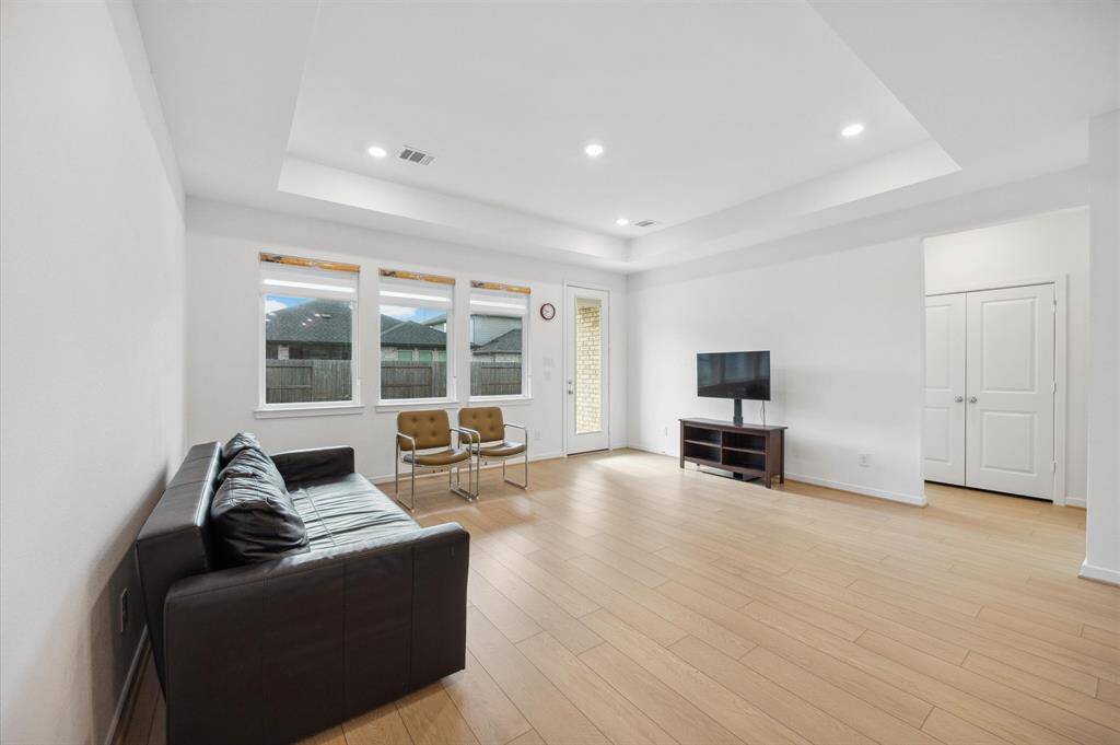 Amazing family room. Wood flooring throughout the downstairs.