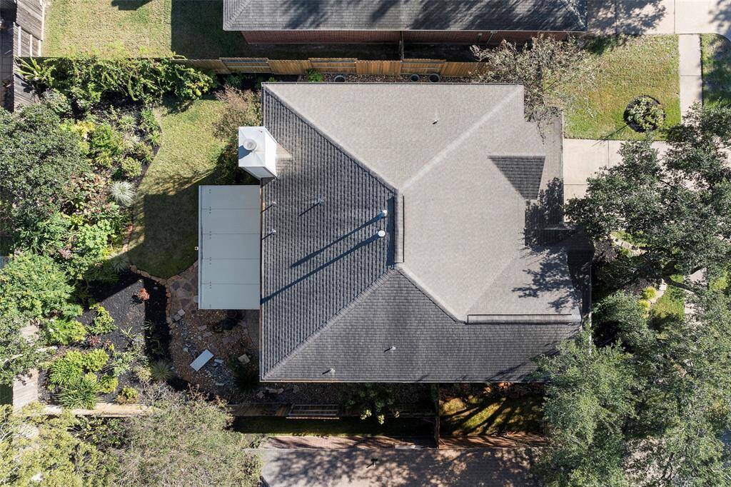 This charming home features a beautifully landscaped backyard, perfect for outdoor relaxation and entertaining. Ideal for those seeking privacy and a serene environment.