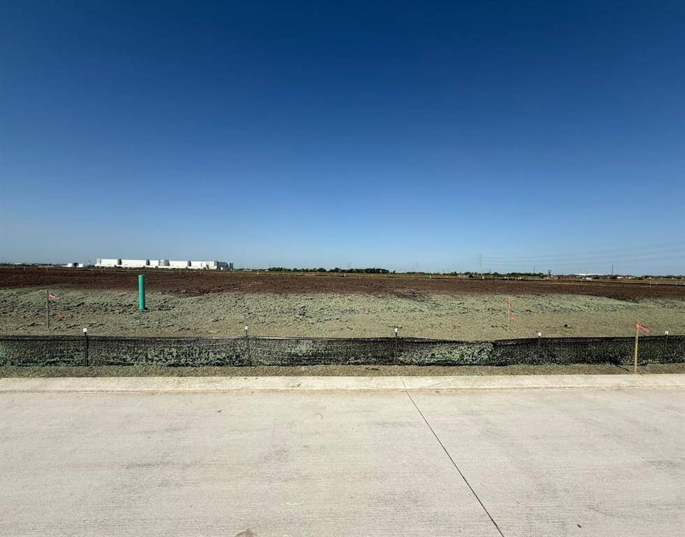 9630 Poinsettia Haven ~ Lot