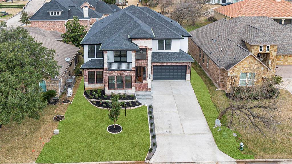 Beautiful front elevation