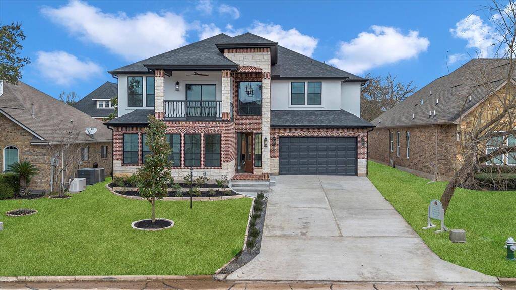 Beautiful front elevation
