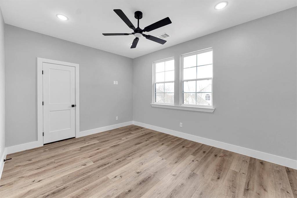 The home includes three bedrooms on the second two share a jack-in-jill bathroom, third bedroom has their own bathroom providing convenience and privacy for guests or family members