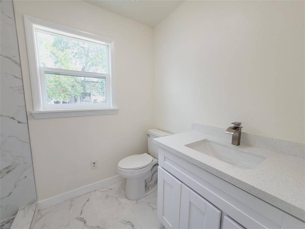 Downstair bathroom shower only