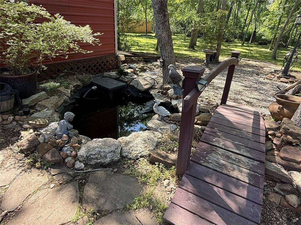 Waterfall and pond that works
