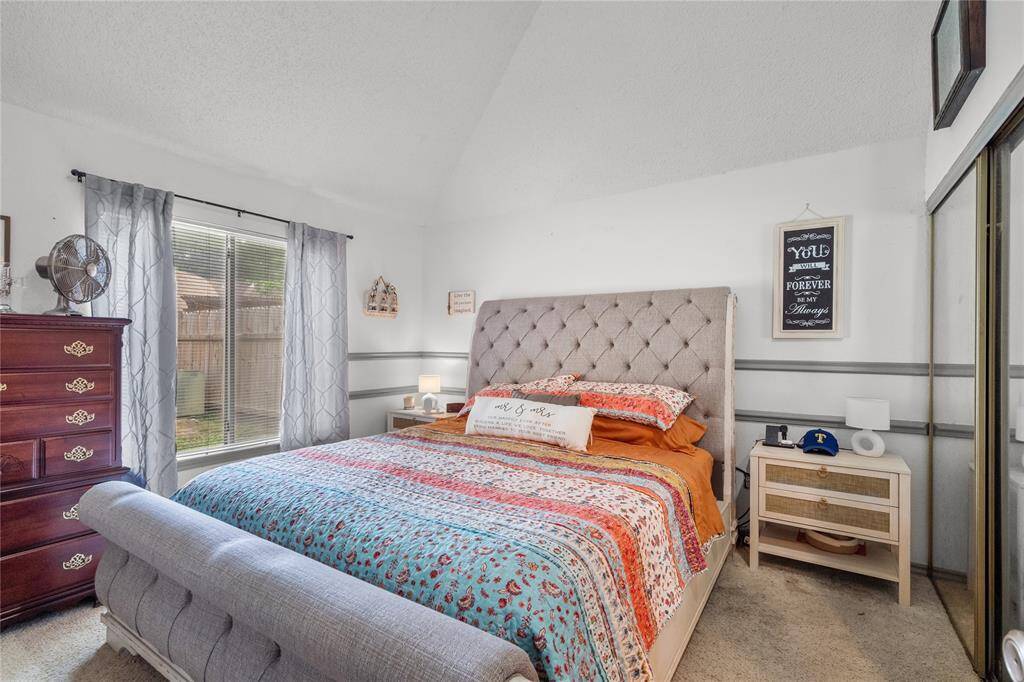 Another angle of this versatile space, perfect for whatever suits your lifestyle—whether it’s a peaceful office, a cozy small bedroom, or a sweet nursery. The possibilities are endless!