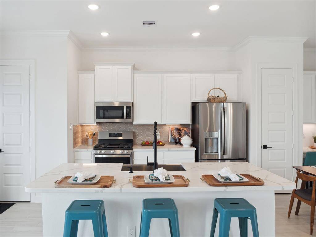 Lovely kitchenThe Naples floor plan by K. Hovnanian Homes. 2nd Floor shown. *Prices, plans, dimensions, features, specifications, materials, and availability of homes or communities are subject to change without notice or obligation.