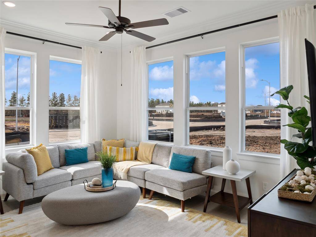 Sun-lit great roomThe Naples floor plan by K. Hovnanian Homes. 2nd Floor shown. *Prices, plans, dimensions, features, specifications, materials, and availability of homes or communities are subject to change without notice or obligation.