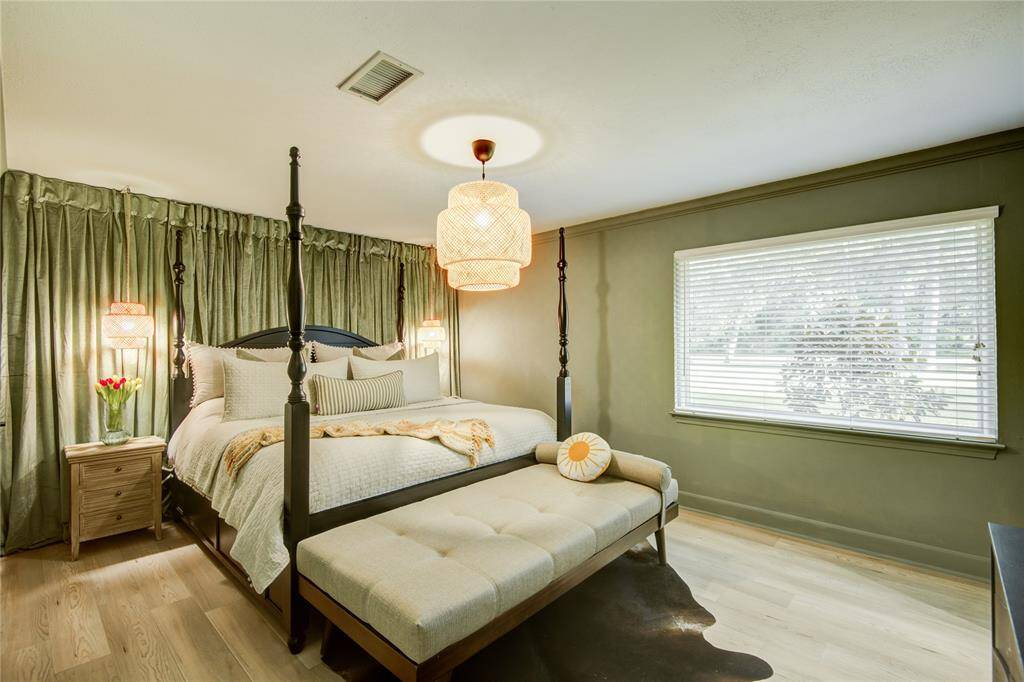 Primary suite, spa like tranquility.
