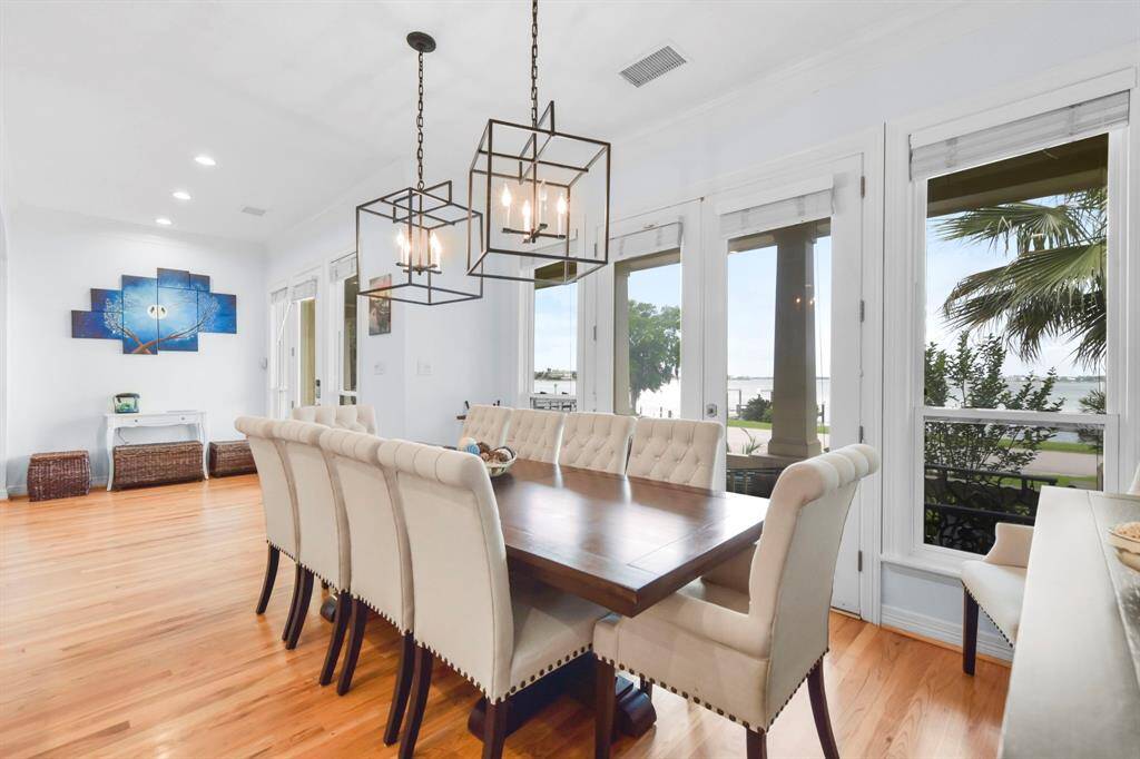 The opposite view of the dining room.