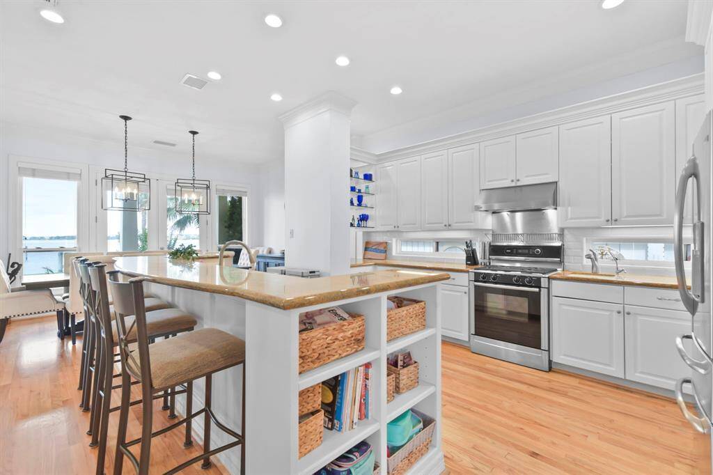 The Granite Breakfast Bar offers extra storage, and room for guests.