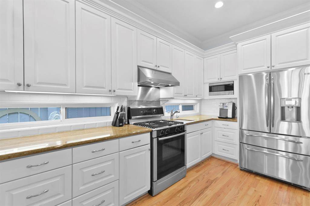 There is maximum storage and extra windows for natural light.