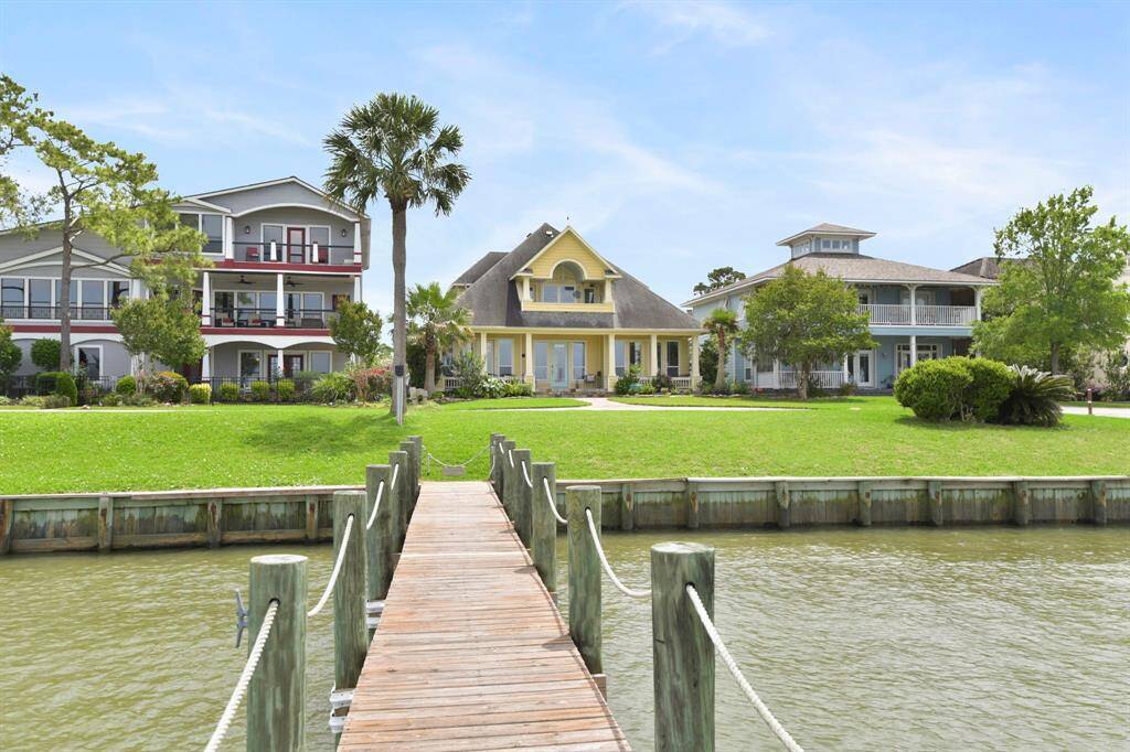 The convenience of having your boat in the front yard are endless.