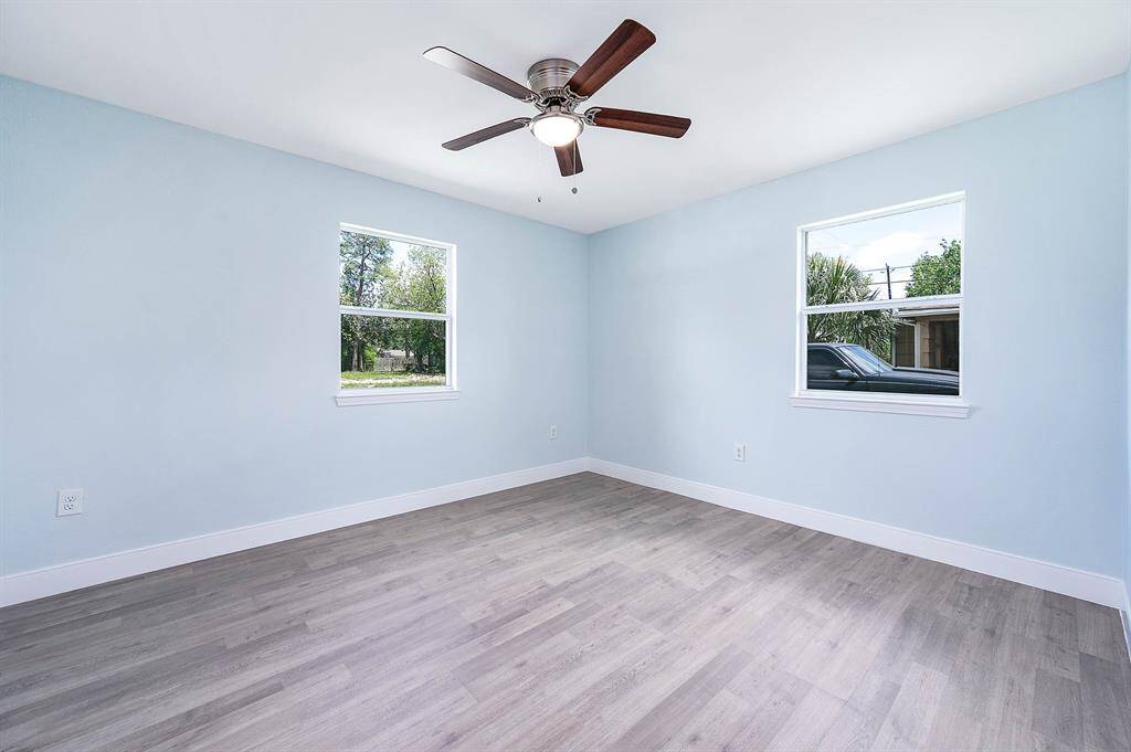 Front secondary bedroom.