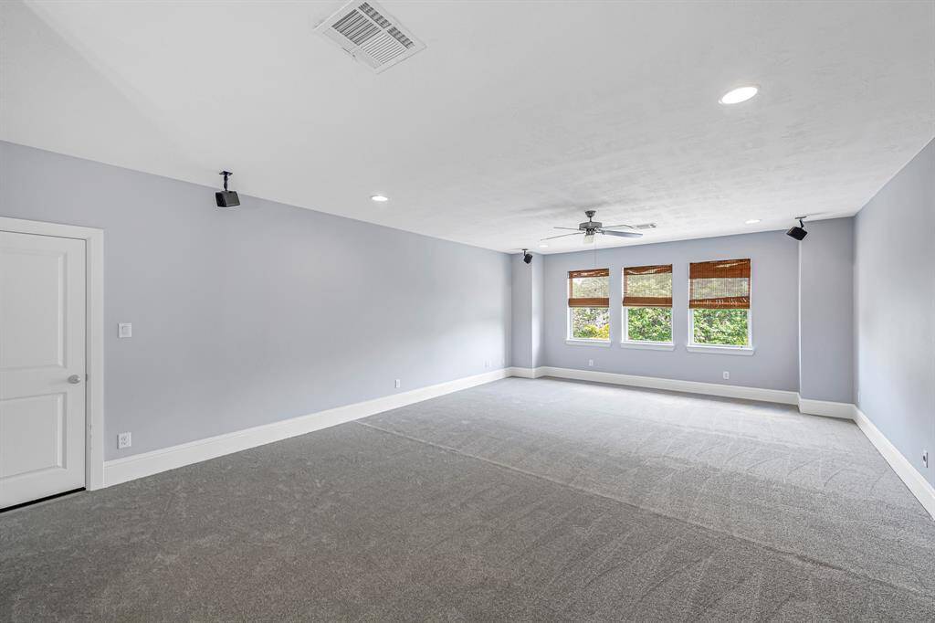 Upstairs you will find this incredible bonus room. Let your imagination roam with how to bring this space to life. Could be a man-cave, gameroom, media room, arts and crafts room, or even homeschool classroom.