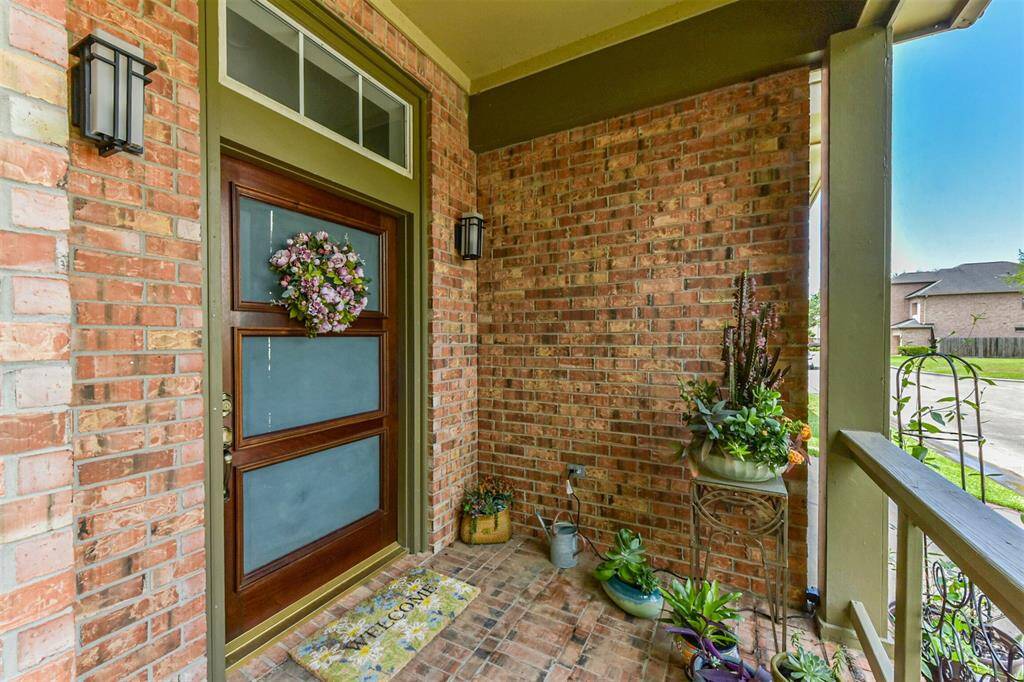 Inviting front porch.