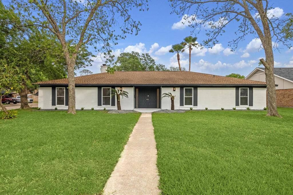 WELCOME HOME!