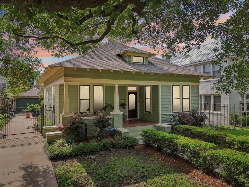 Welcome to your new home at 1335 Cortlandt!