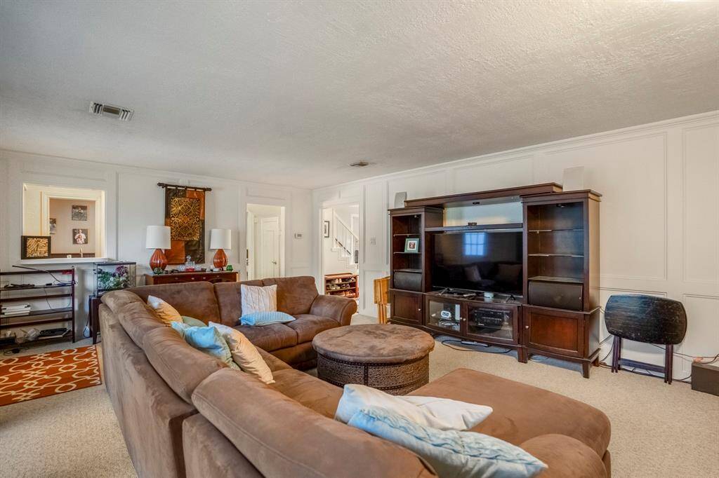 Lots of space in this room!