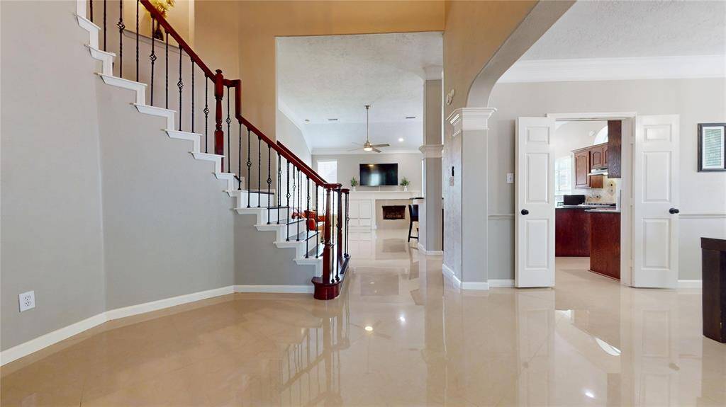 Grand entry into the home.