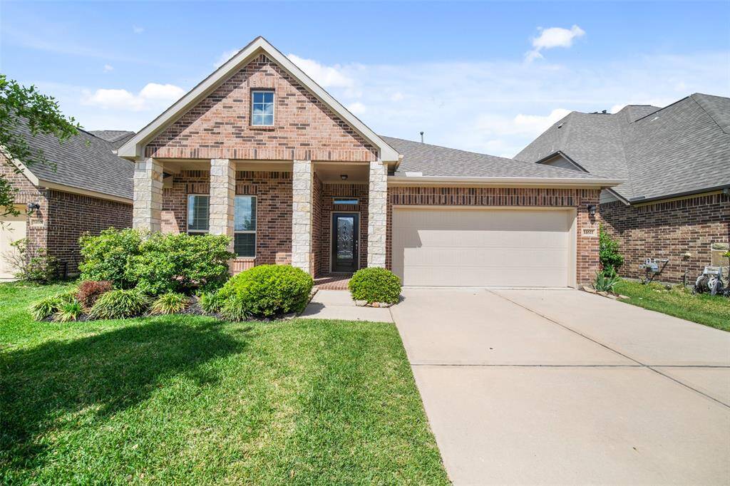 Welcome Home to 14611 Birchwood Falls Drive! Nestled away in the Gated community of Enclave at Northpointe the home offers three bedrooms, two full baths, media room, an attached to car garage, and covered front and back patio.