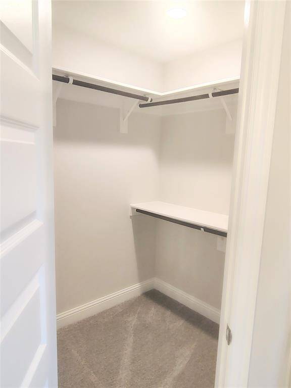 STOCK PHOTOPRIMARY 2ND CLOSET
