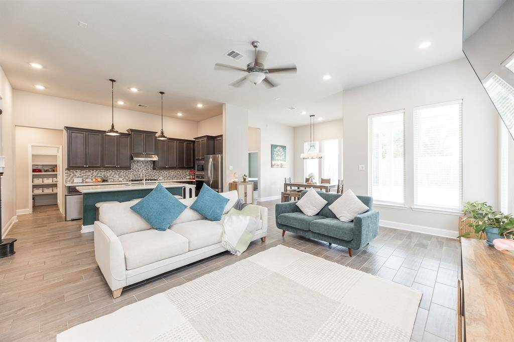 Bright and open concept living space.