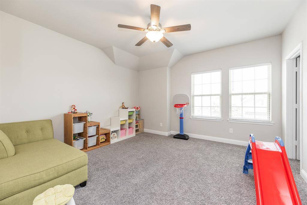 This 5th bedroom upstairs currently use as game room
