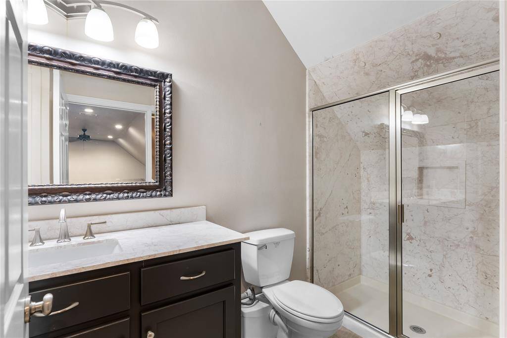 Full bath upstairs off game/flex space offers guests convenience to not even have to go downstairs!