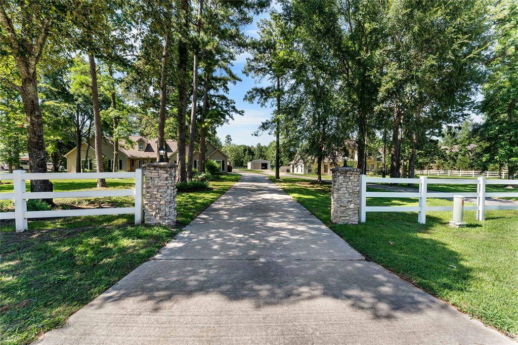 Driveway leading to the property