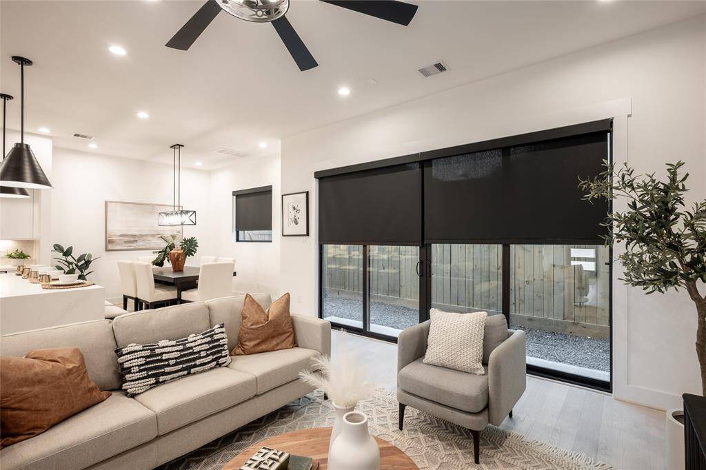 A perfect balance of privacy and openness, these sleek window treatments offer both style and functionality.