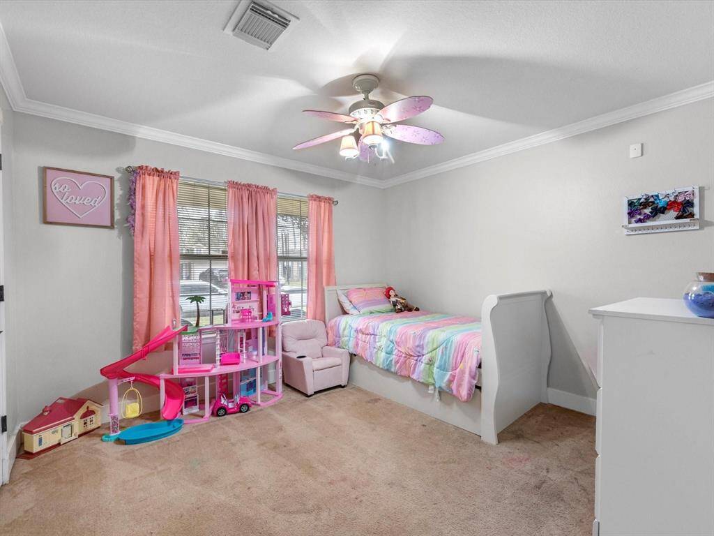 Third bedroom.