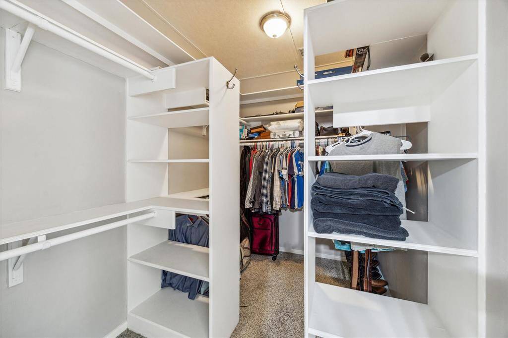 Primary walk in closet