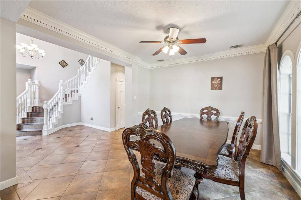 Formal dining room