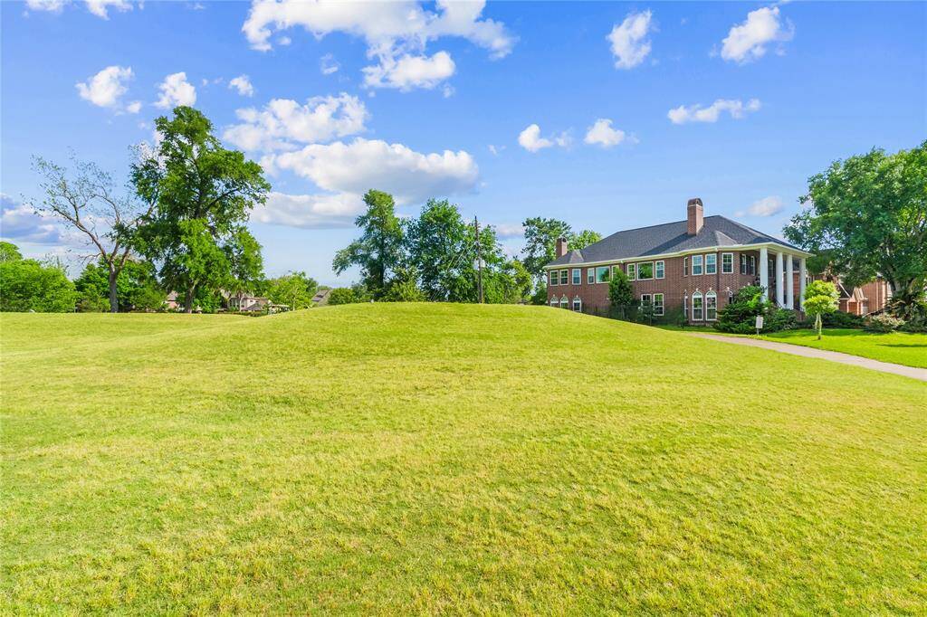 ENJOY EXPANSIVE VIEWS OF THE GOLF COURSE FROM THIS ELEVATED LOT, OFFERING OPEN GREEN SPACES, MATURE TREES, AND PLENTY OF NATURAL BEAUTY RIGHT OUTSIDE YOUR DOOR.