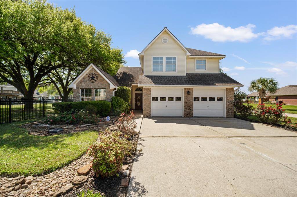 17383 Harbor Drive is a beautiful two-story home featuring an attached two-car garage, four spacious bedrooms, and three full bathrooms and one half bath. The home offers a Sparkling POOL, Hot Tub and BOAT Access to Lake Conroe.