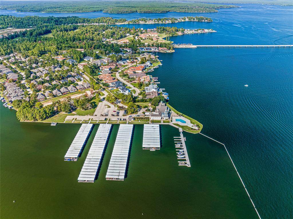 Aerial view of Bentwater as it sits on Lake Conroe.