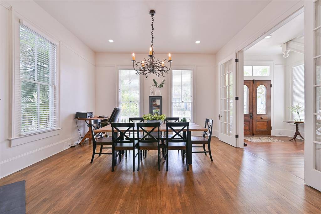 dining room