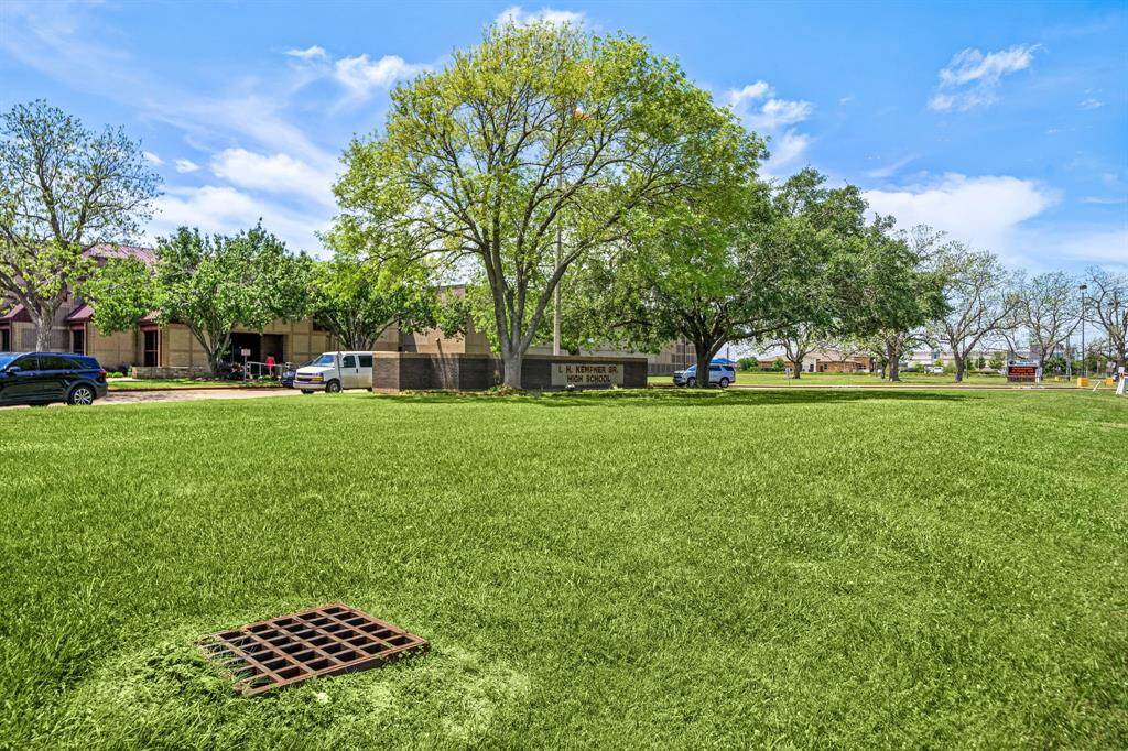 Property Image 41