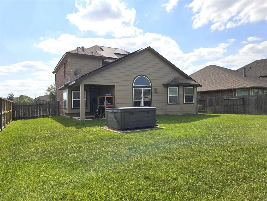 One more view of this large corner lot!