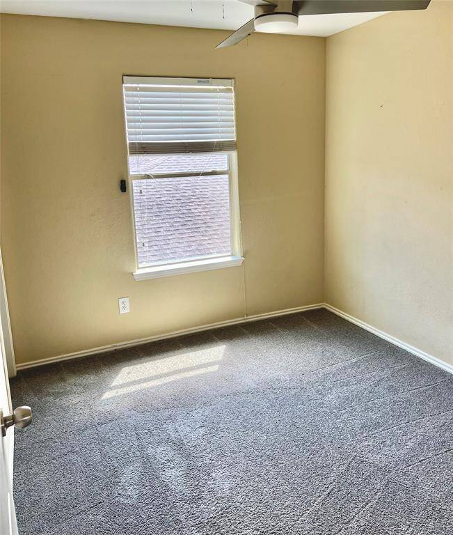 Secondary bedroom