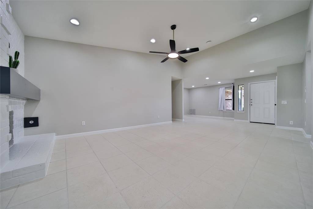 Fresh paint throughout, new ceiling fan and update light fixtures create a modern crisp look.