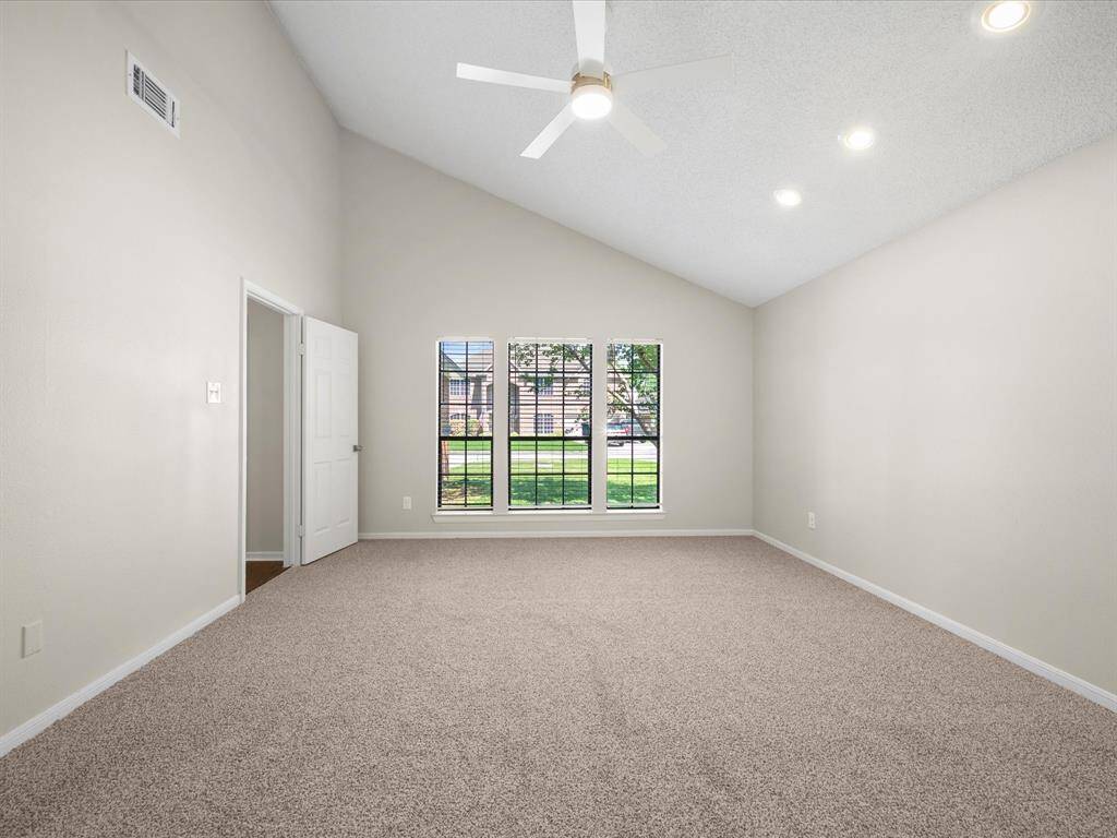 Lots of Natural Light & Vaulted Ceilings in Primary Suit