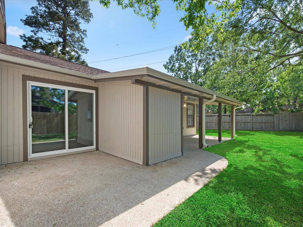 Large Patio off of Formal Dining Room