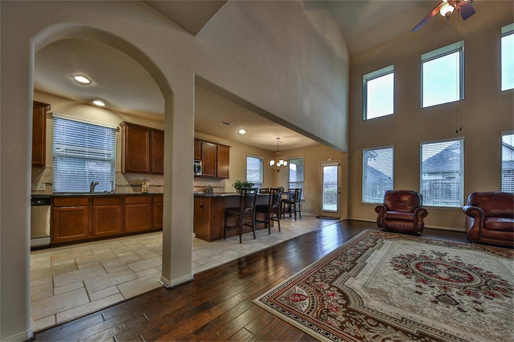 Dramatic Timeless Home and ready for you! Art-Niches, Plant Ledges, Balcony, Rounded Corners, Sweeping Two Story Iron Stairway, what amazing Gourmet Kitchen, Media & Game Room, Huge Covered Patio and More! Will be professionally clean and carpet steam clean three days before moving in so it will be perfect to start your memories!