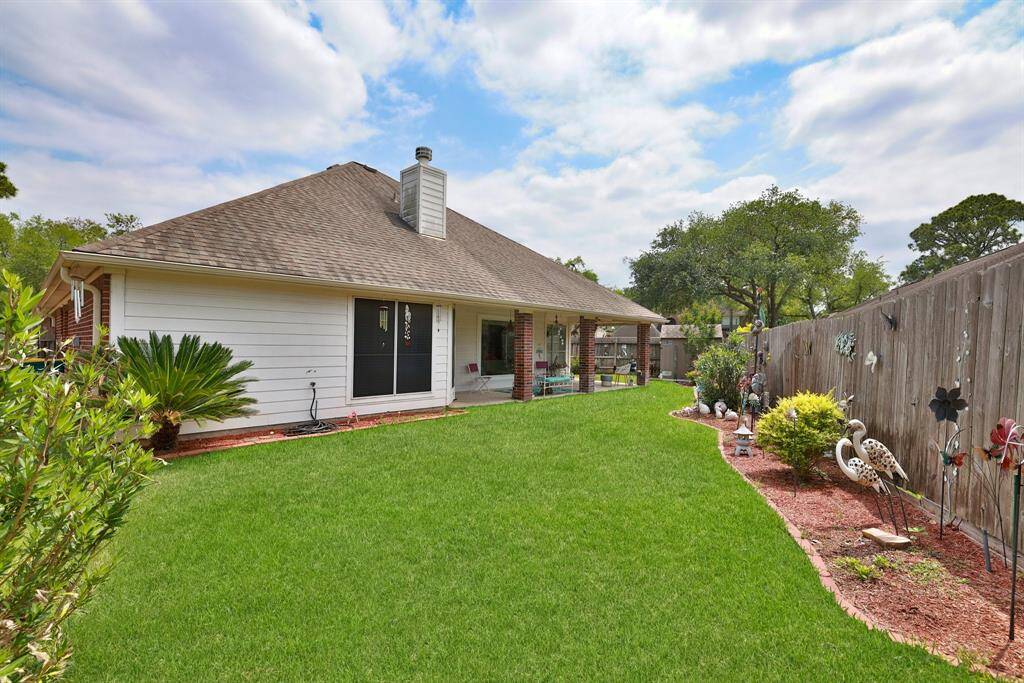 Plenty of green space for play or your pet.